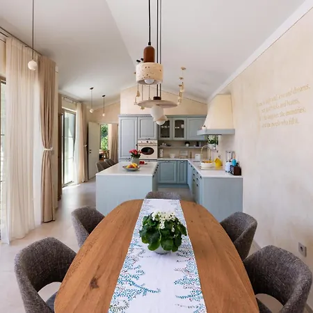 Ferienhaus Gorgeous In *